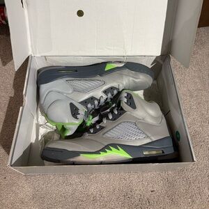 Air Jordan 5 Retro (Green Bean)